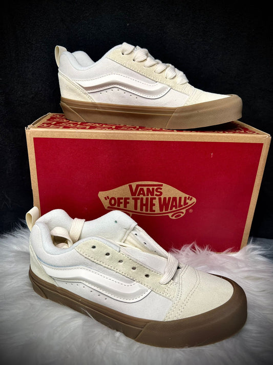 VANS Knu Skool - Marshmallow Light Gum - Talla 37